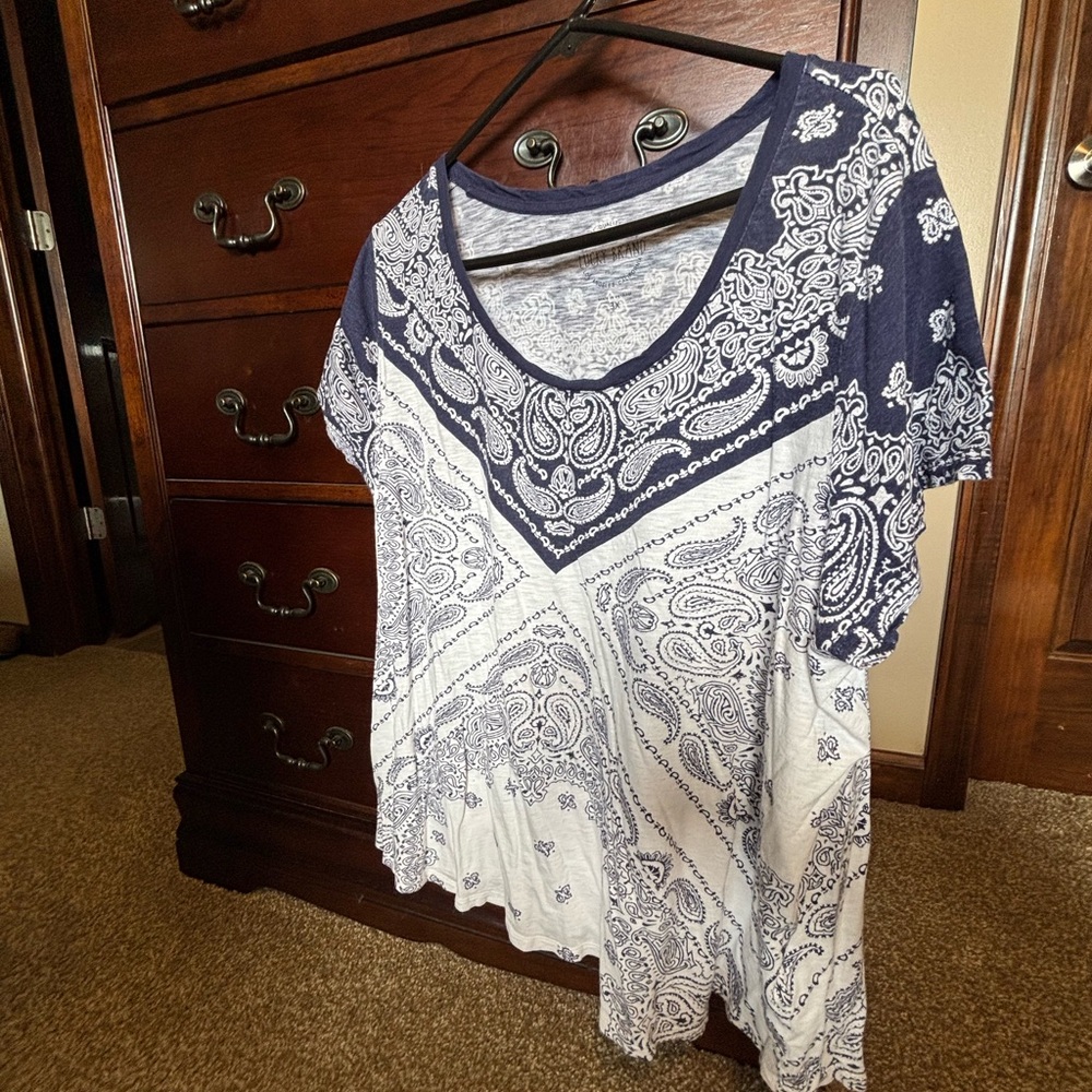 Lucky Brand Navy & White Paisley Scoop-Neck Tunic